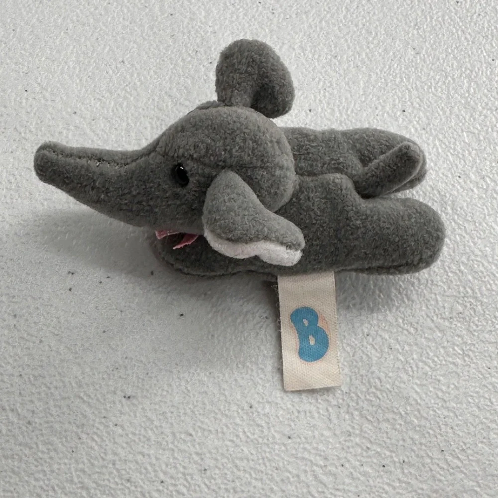Set‎ Of 4 Carters & Playmates Toys Plush Animals - Elephant Giraffe Bunnies Set